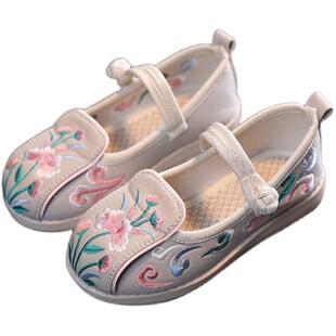 汉服鞋女童老北京儿童手工布鞋国风马面裙古风绣花鞋宝宝表演鞋春