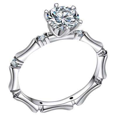 梵蒂彩女银镶莫桑石原创镀金戒指