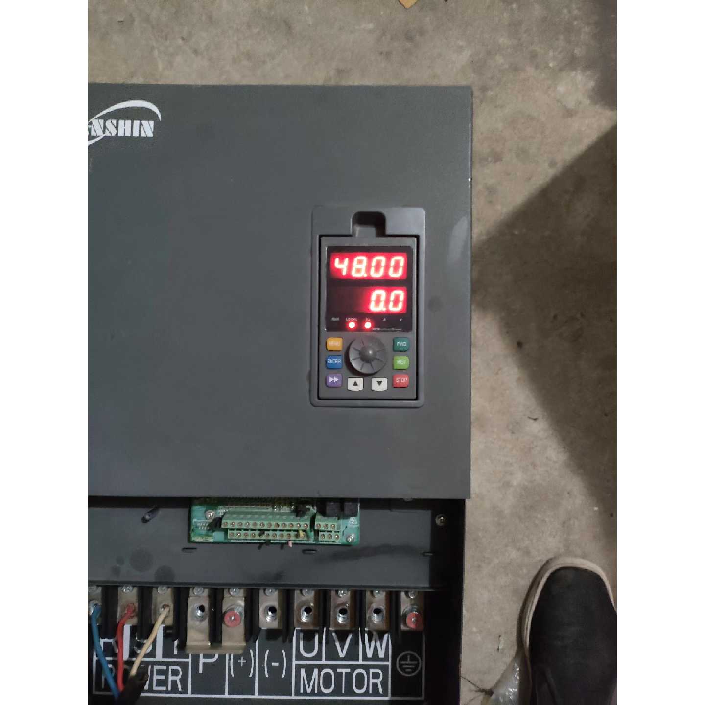 议价源信变频器型号为yx30004T0450G4T0550可维修