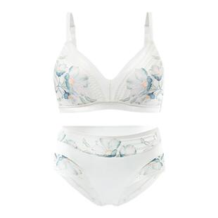 本周约会真丝文胸三角杯蕾丝超薄性感法式贴身内衣女小胸显大聚拢