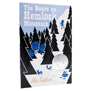 英文原版小说 The Bears on Hemlock Mountain 铁杉山上的熊 纽伯瑞奖儿童文学小说 Alice Dalgliesh 青少年中小学生英语课外阅读