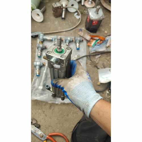 溢价-Rexroth 力士乐 气缸 0822350003具