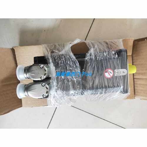 议价现货施耐德LXM32伺服电机BMH1003T12F1A全新原装质保一年