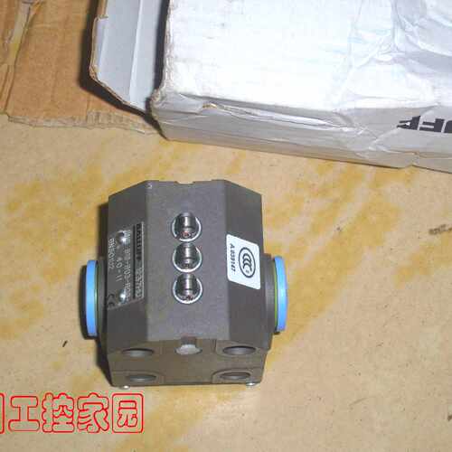 议价BNS819-B03-R08-40-11 正品德国BALLUFF巴鲁夫行程开关
