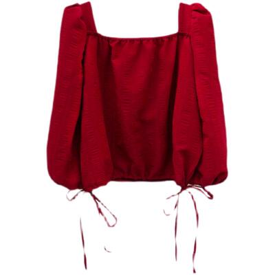 红色方领度假风蝴蝶结小衫