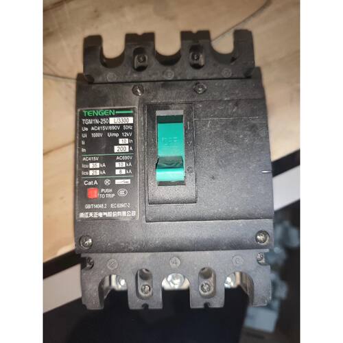 〔议价-可维修〕塑壳断路器 TGM1N-250L/3300