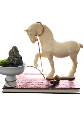 新中式陶瓷马永生苔藓样板间摆件