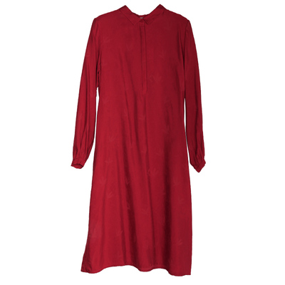 因为简约纯色长袖连衣裙