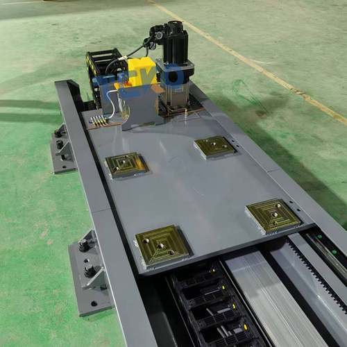 工业打磨焊接上下料机器人行走轨道重载数控喷涂机器人第七轴地轨