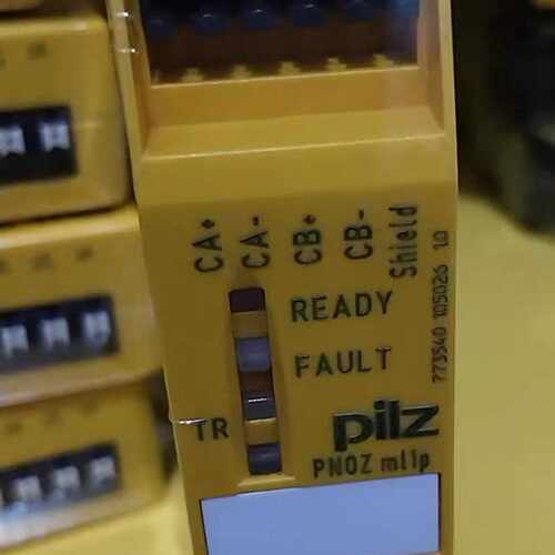 议价PILZ 皮尔兹 PNOZ ml1p 安全继电器 型号773540 全新现货