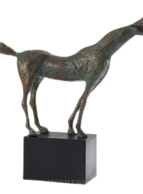 新中式风金属样板房售楼处骏马