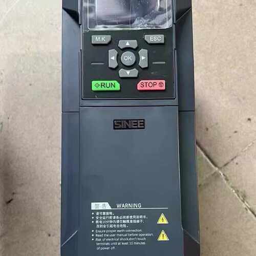 【议价-可维修】  SINEE TC760-5R5-3B EM760-5R5 变频器 /均有货