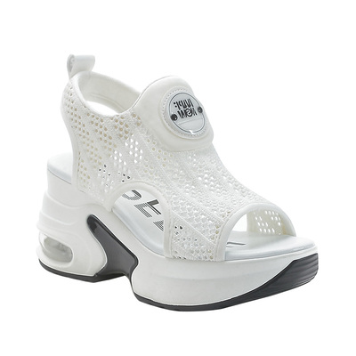 轻便时尚飞织透气镂空运动凉鞋女