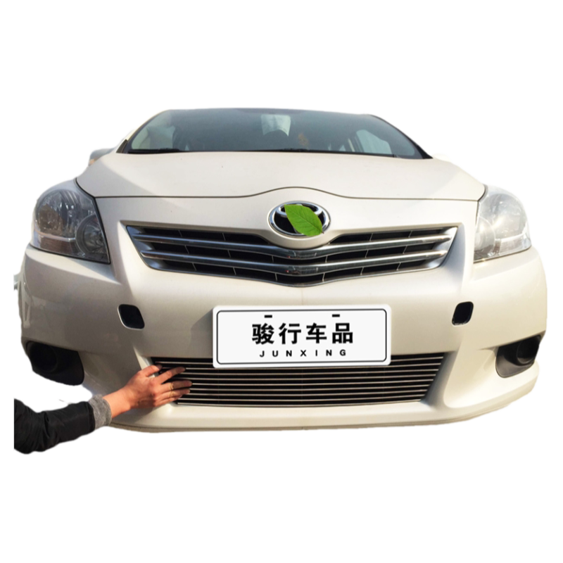 丰田逸致普瑞维亚前脸防护中网