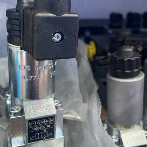 【议价-可维修】VP1R-G3/8-N24 /均有货