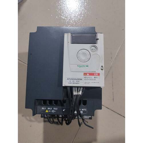 在线议价施耐德变频器 ATV303HU30N4，3KW功率，380V