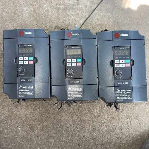 询包邮 众辰变频器 H2400A01D5K-DK 1.5KW