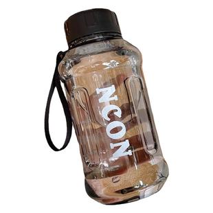 超大容量男士水杯户外运动耐高温便携式吸管大号水壶带刻度健身壶