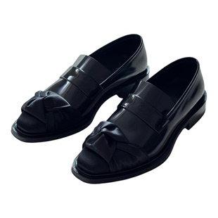 暗黑风尖头绸缎带德比鞋亮面蝴蝶结优雅休闲皮鞋男士一脚蹬乐福鞋