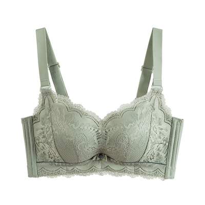 小胸聚拢显大蕾丝无钢圈加厚文胸
