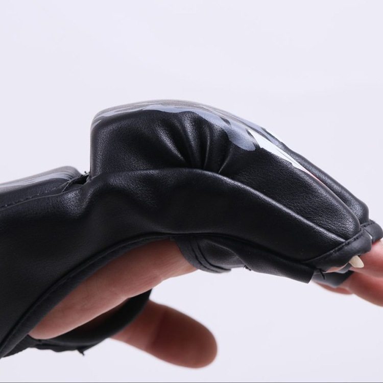 厂家直销跆拳道手套漏指头拳套自由男女半格斗搏击拳套散打指