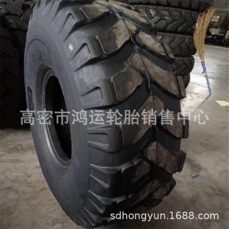 现货 18.00-24人字花纹压路机平地机工程机械轮胎23.1-26可配钢圈