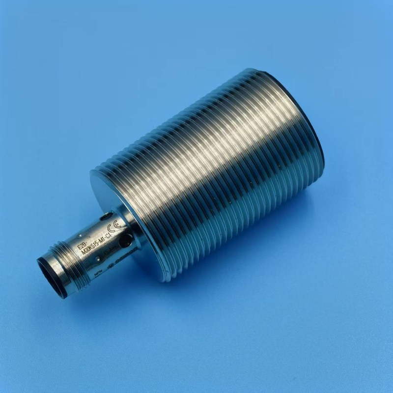 厂家供应欧姆龙接近开关E2B-M30KS15-M1-C1开关传感器接近