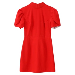 半高领短袖酒红色连衣裙Half-high neck short-sleeved red dress