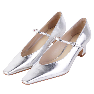 IORE理想矿石简洁锐利玛丽珍单鞋