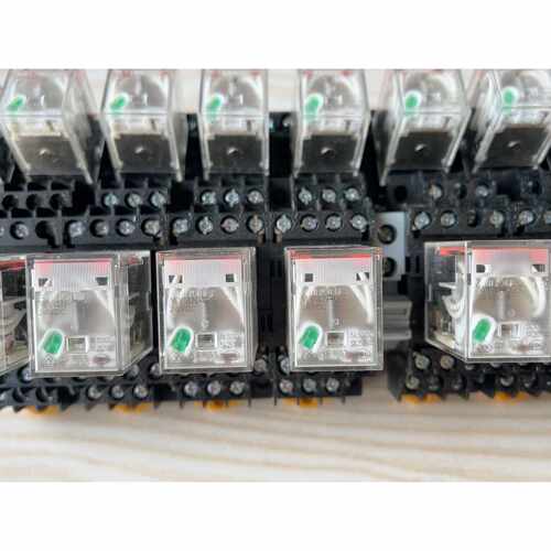 议价欧姆龙中间继电器型号MY4NGS24VDC带底座P