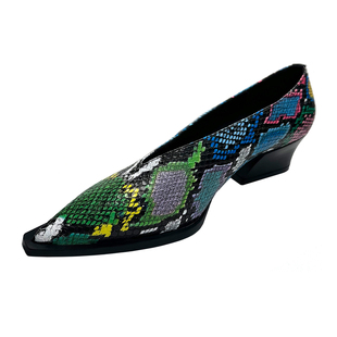 欧美女鞋2026年新款尖头v口单鞋中跟鞋女奶奶鞋套脚女巫鞋阿婆鞋