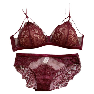 法式蕾丝小胸内衣女夏三角杯胸罩性感无钢圈夏季聚拢薄款文胸套装