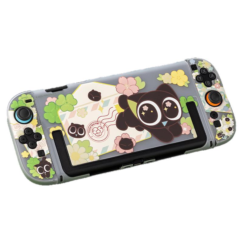 极想Switch2保护套罗小黑联名款