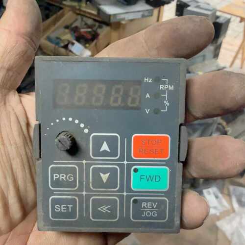 伟创变频器面板 KB03A