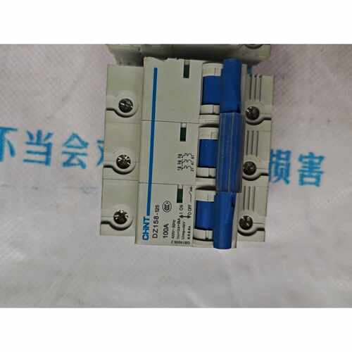 〔议价-可维修〕出正泰空气开关 型号DZ158-125 3P 100A 2个