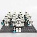 13 pieces SW910 Stormtrooper + Base Plate