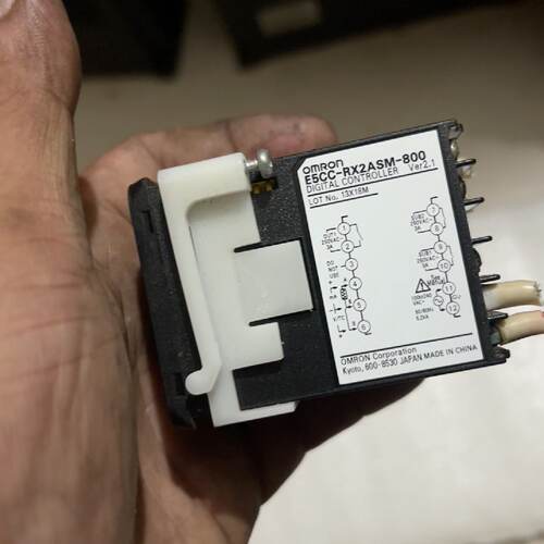 溢价-温控器E5CC-RX2ASM-800。成色超好几乎