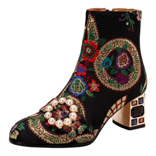 冬季短靴新中式汉服马面裙旗袍鞋国风刺绣缎面踝靴喜婆婆婚宴靴子