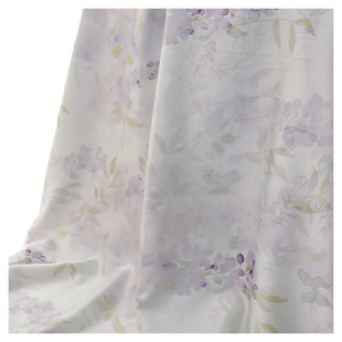 晕染紫藤 米白色底仿真丝印花布料 竹叶蝴蝶暗纹提花缎面旗袍面料