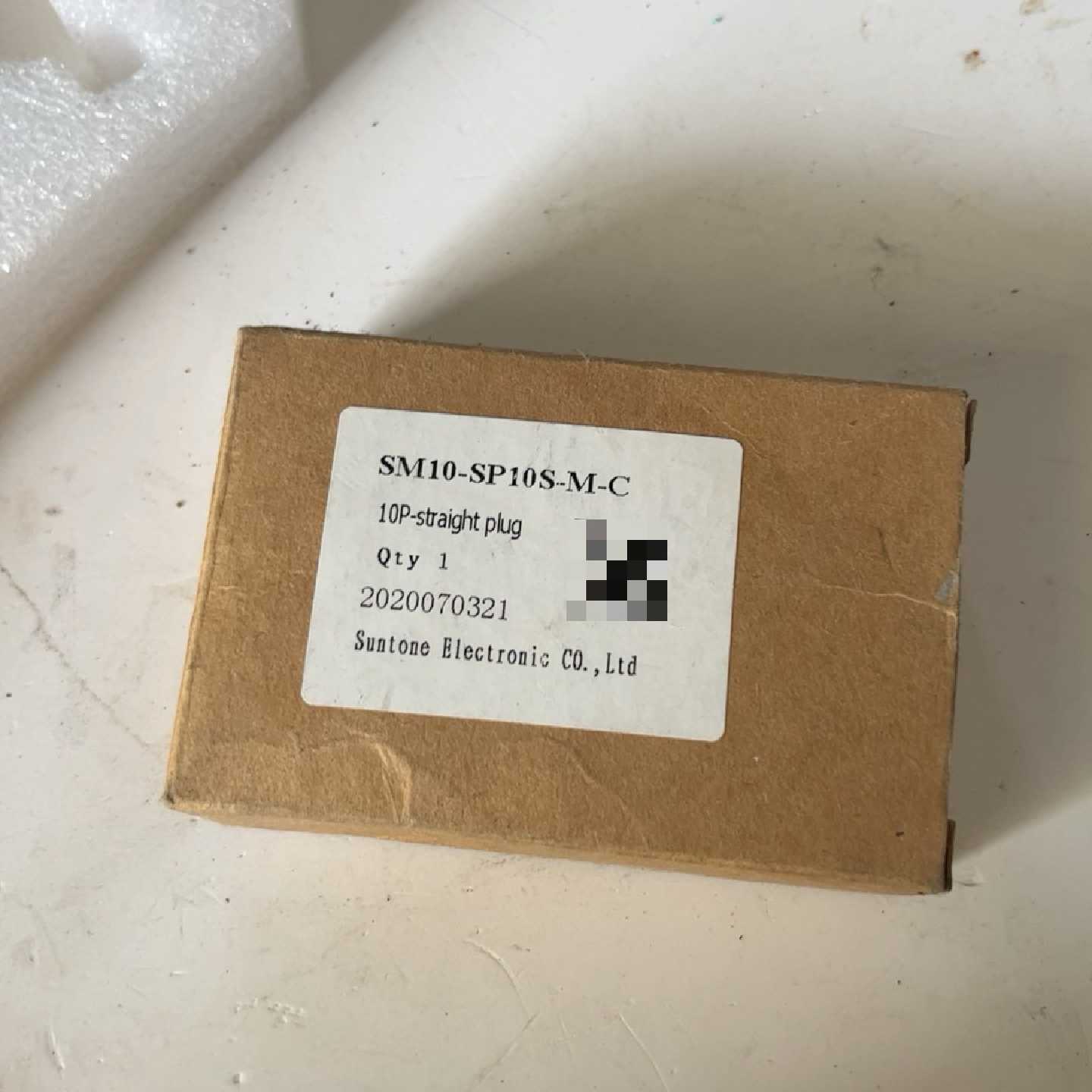 询价下单全新安川三菱伺服电机编码器插头 连接器 弯头 SM10-AP图片