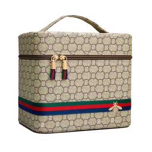 大牌化妆包女2025新款高端大容量便携式外出化妆品收纳盒箱带镜子