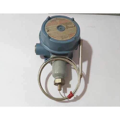 UNITED ELECTRIC F1206BS9311 TEMPERATURE SWITCH 0250F