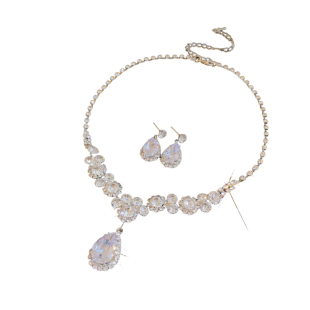 锆石闪钻项链晚礼服配饰生日婚纱新娘高级感轻奢小众颈链锁骨链女