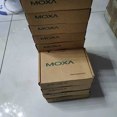 议价摩莎 MOXA TCC-80 RS232转422 485转换器 双向转换器