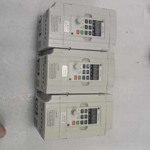 询价深圳三工变频器S320-0k75G-2S-M  电压22