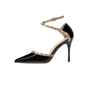 羊皮版~尖头高跟凉鞋女夏季新款铆钉细跟一字带百搭裸色绝美超火