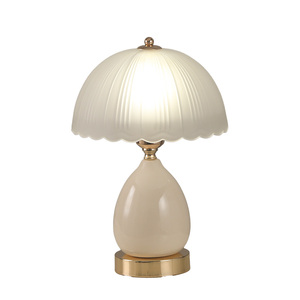 奶油风陶瓷台灯床头卧室房间柜玻璃创意翡翠绿温馨调光节能装饰灯