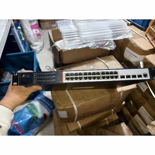 询价丰润达DF5700-24G-4TF，24口交换机，货一台