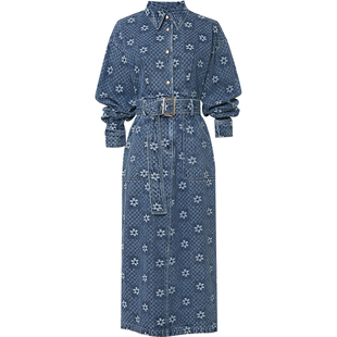 2026年春季新款复古时尚翻领长袖腰带收腰显瘦直筒花色牛仔连衣裙