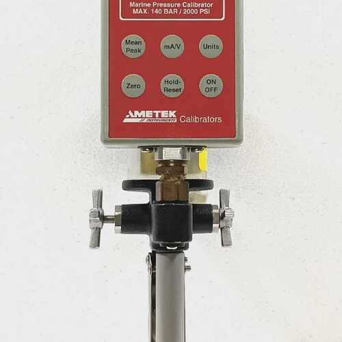 AMETEK MPC 140 BAR MARINE PRESSURE CALIBRATOR WITH HAND PUMP